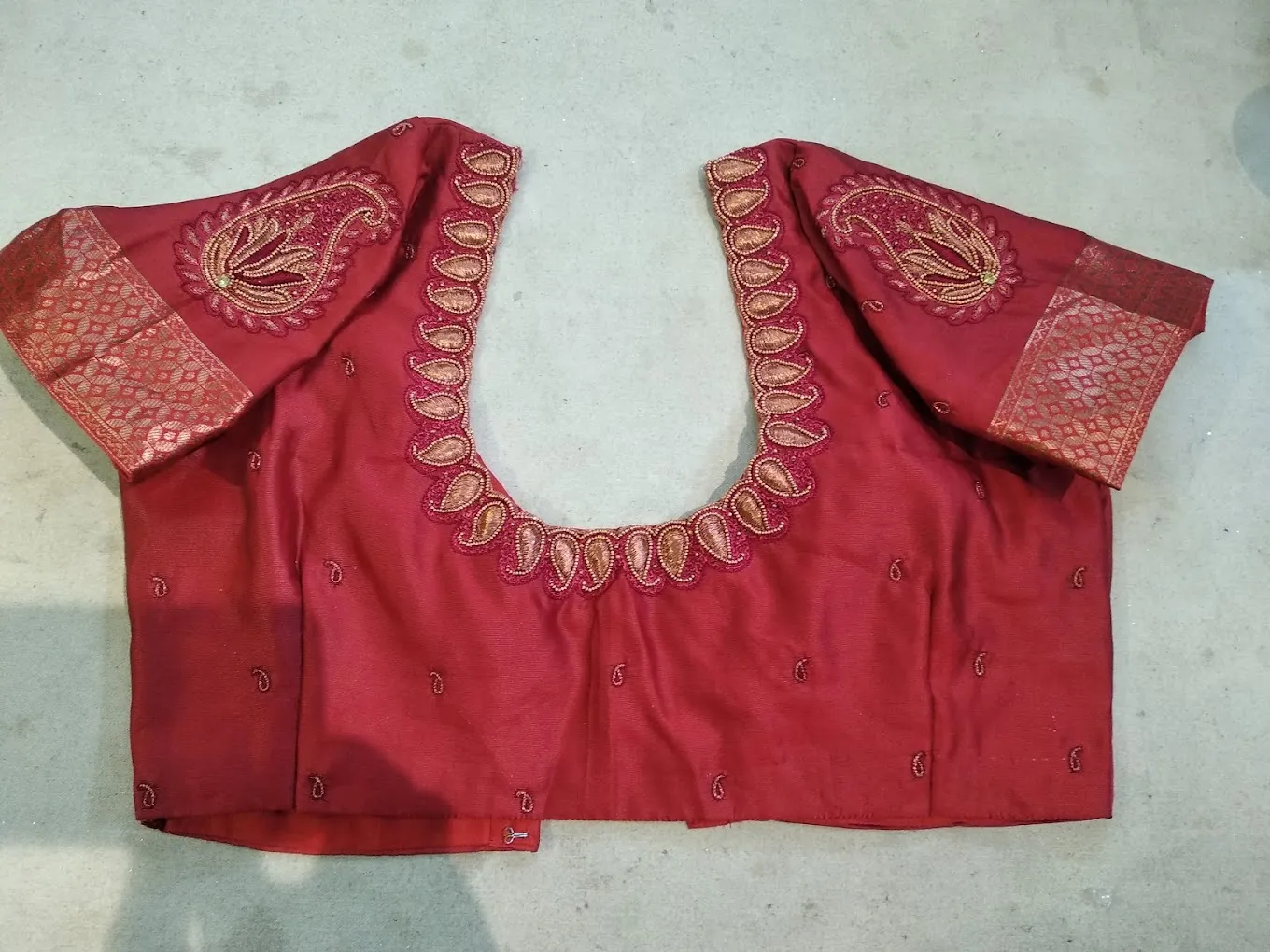 Sakhi BOUTIQUE & TAILORING