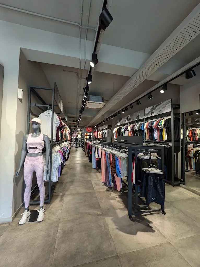 PUMA Store