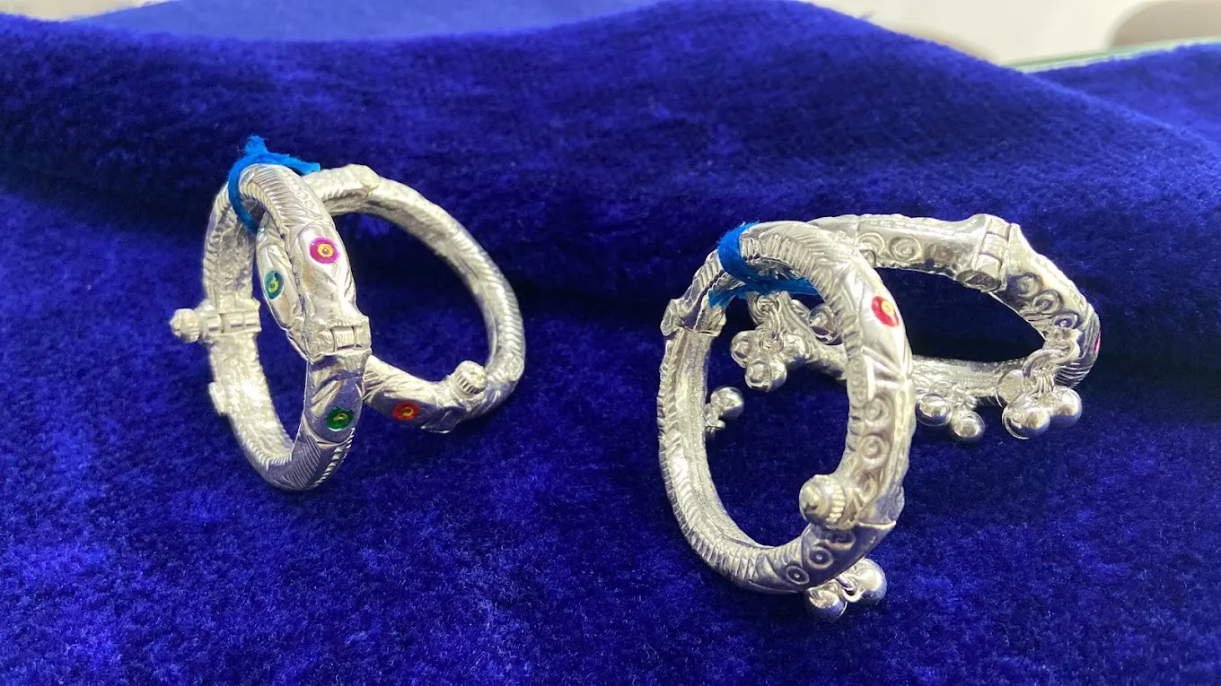 SM JEWELLERY AND PAWN BROKER