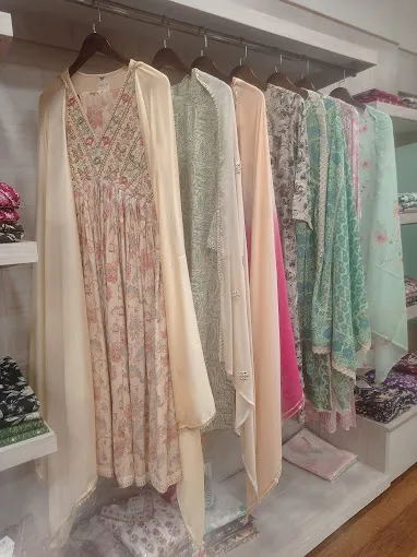 VMOGRA DESIGNER