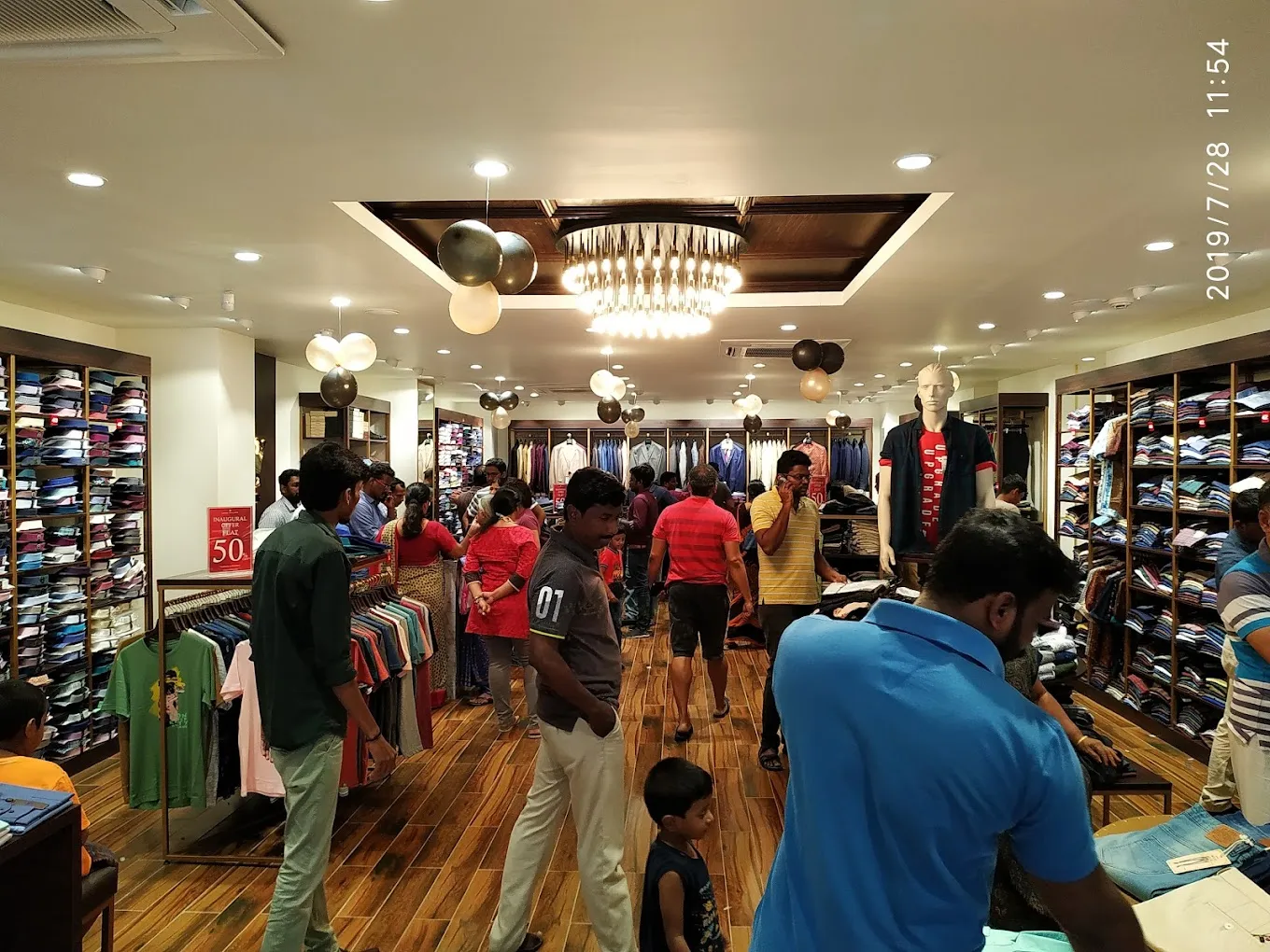 Europa Louis Philippe Outlet - Nanganallur