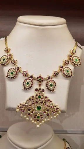 Nanthaaa jewelery