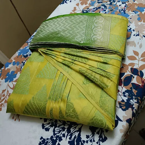 Neat Cute Saree Prepleat service