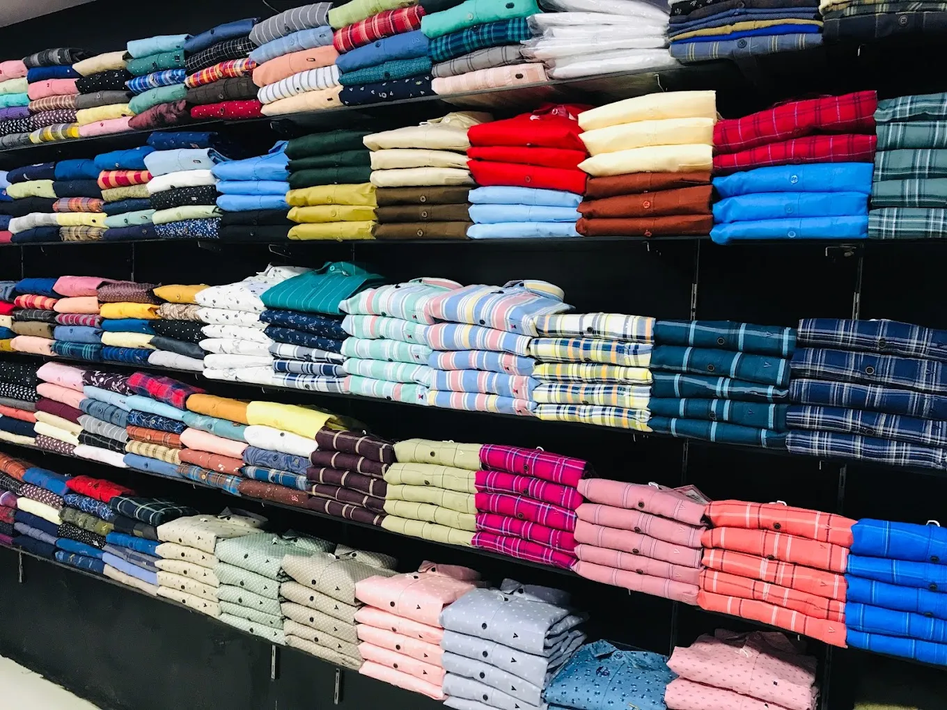 Square King’s Wardrobe