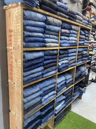CASH & CARRY MENS WEAR ROYAPURAM