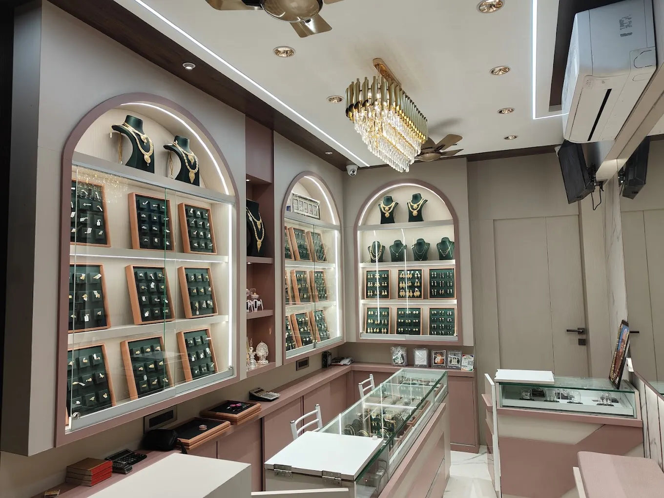 Moti Jewellers
