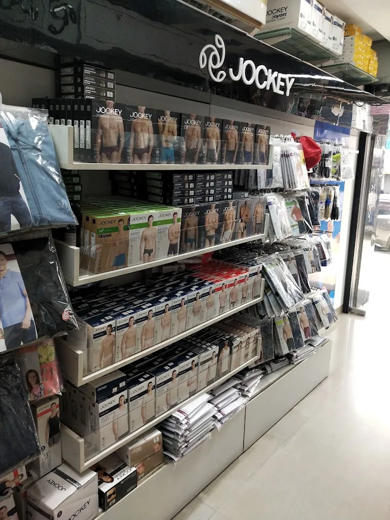 JOCKEY EXCLUSIVE SHOWROOM