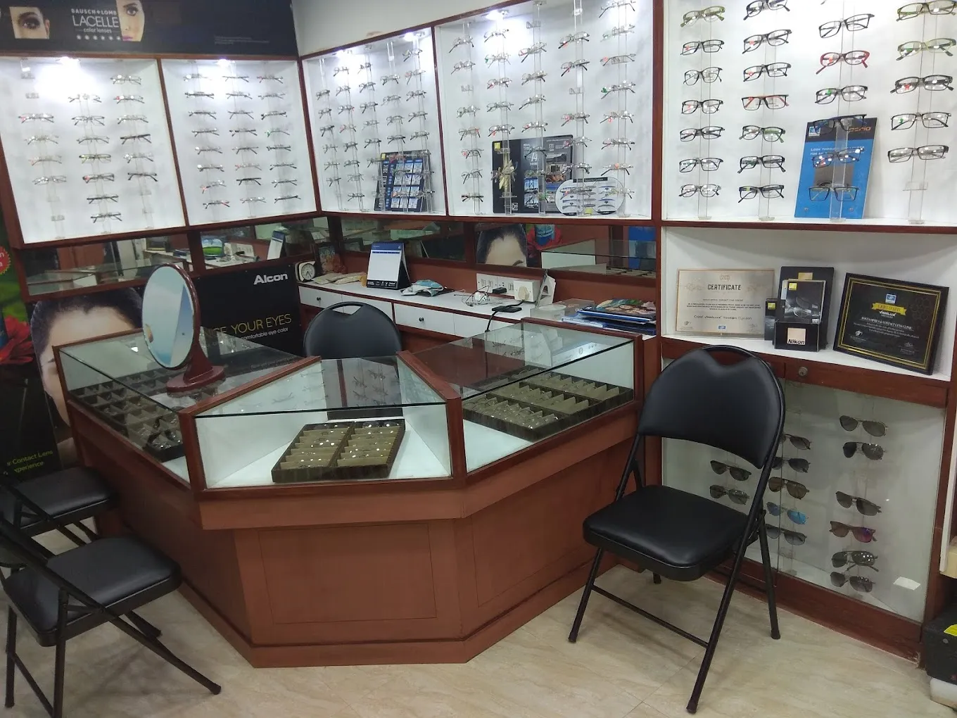 FOCUS OPTICS CONTACT LENS CENTRE