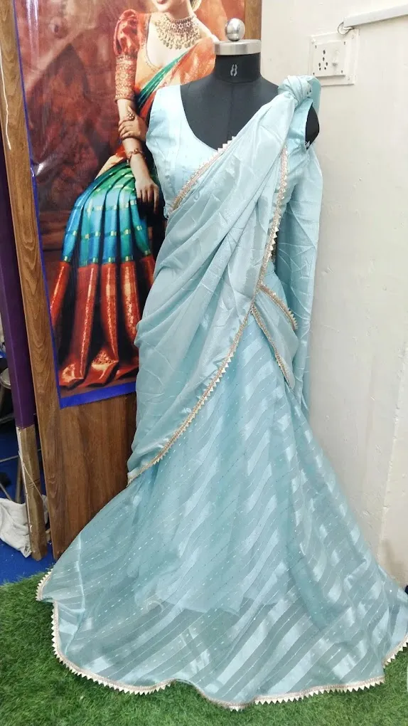 Sthri Vastra