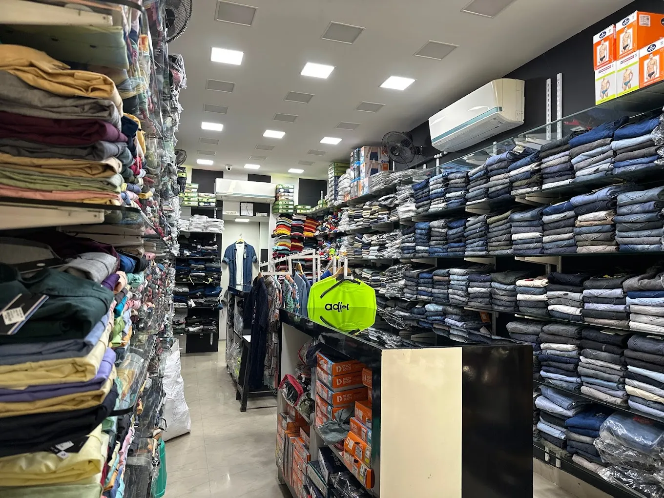 D BOX MENS WEAR