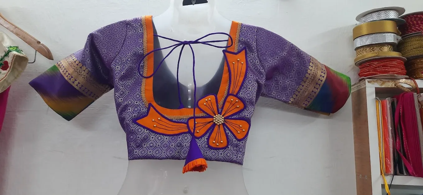 J J FASHIONS & TAILORING