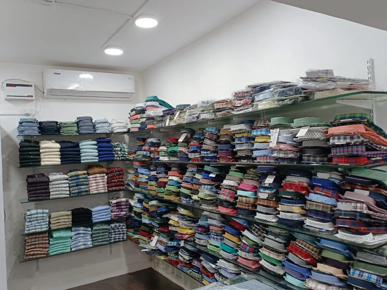 Vivin Mens Wear