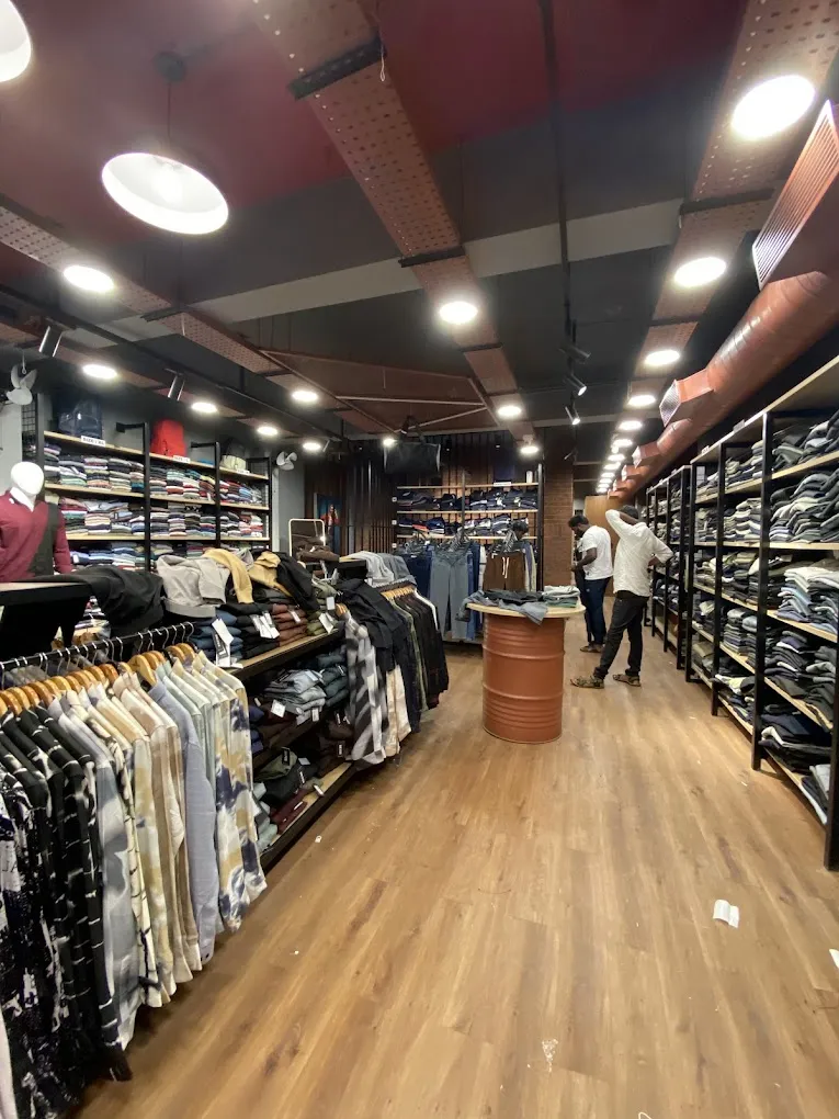 Snipes Mens Wear Guduvancheri