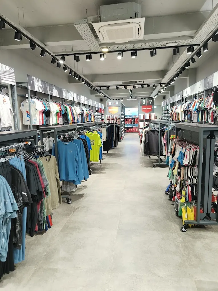 PUMA Store