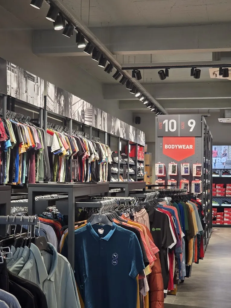 PUMA Store