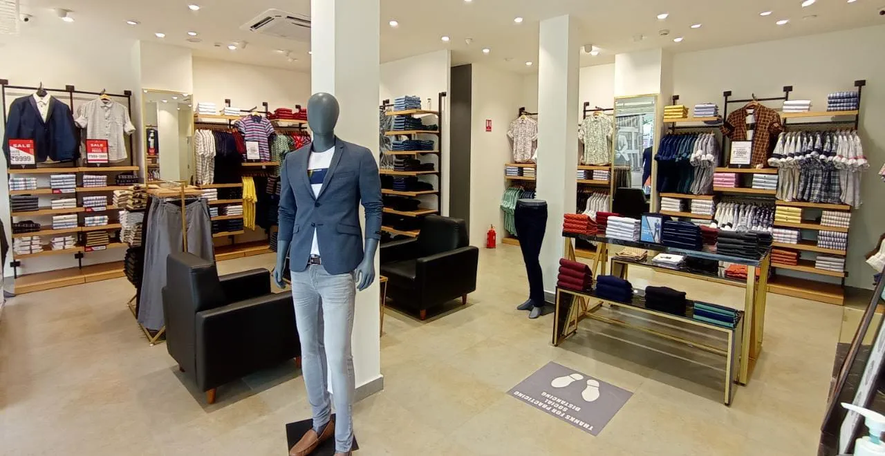 Van Heusen store