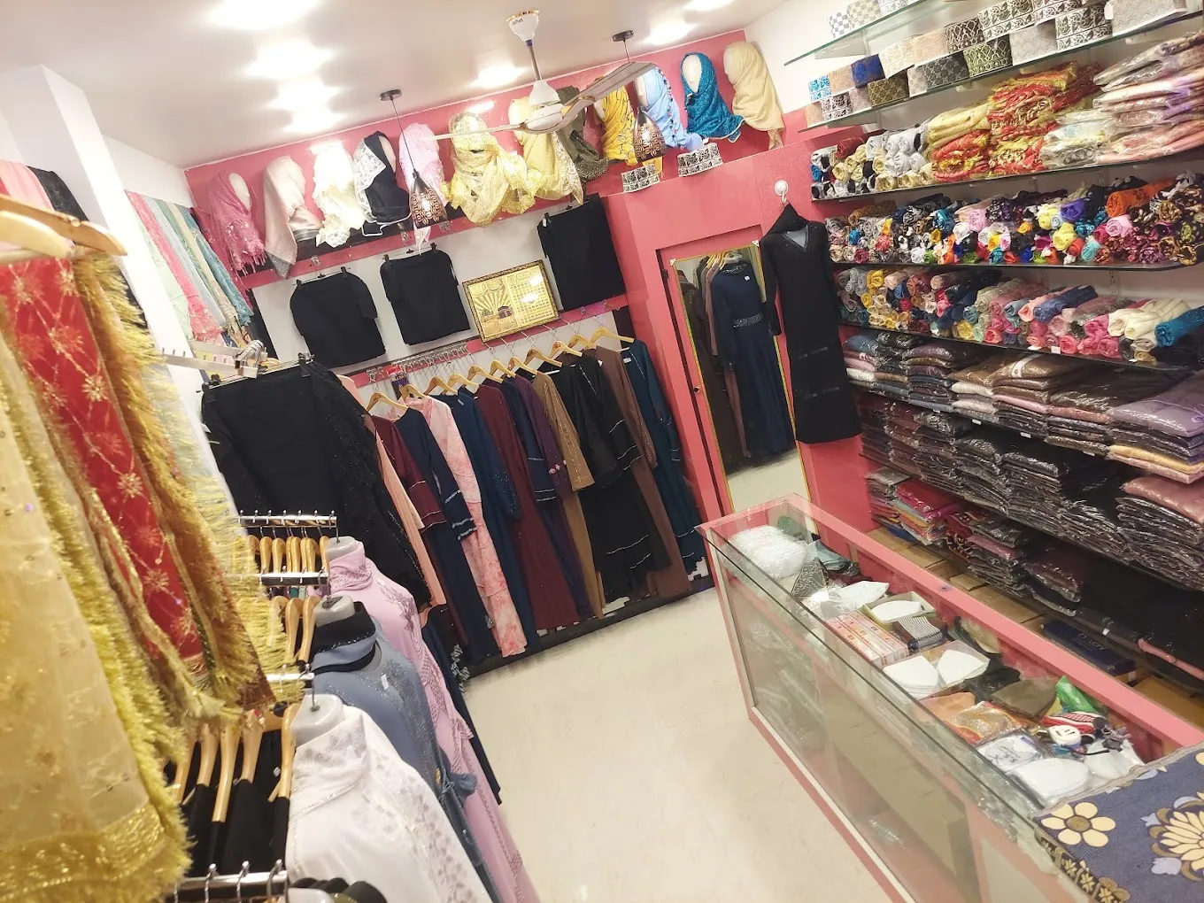 AM BURKHA HOUSE (Alandur)
