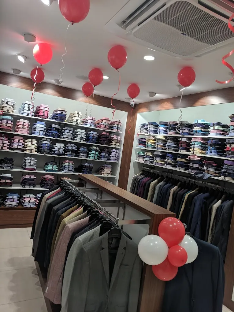 Louis Philippe Store Factory Outlet