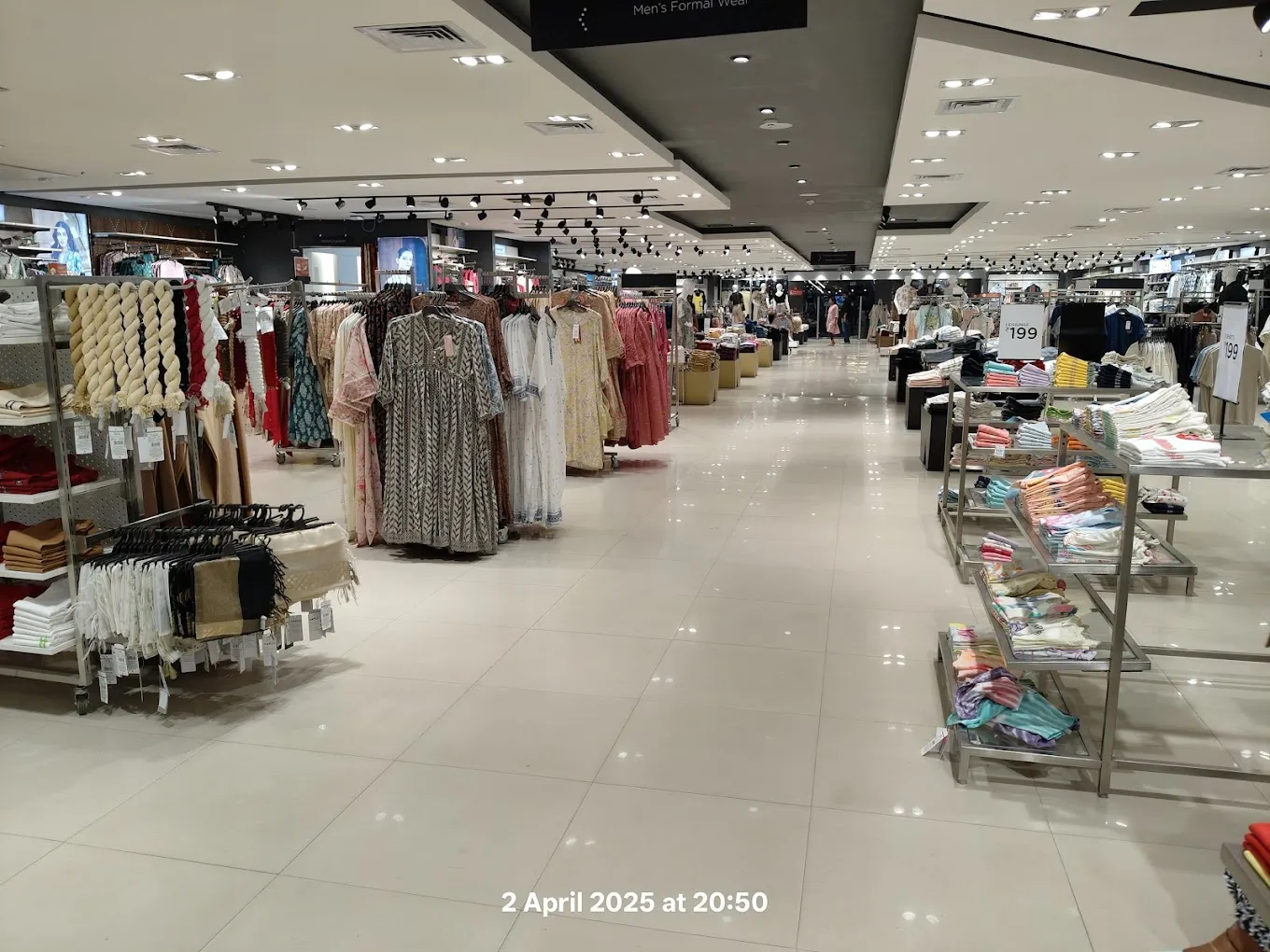 TRENDS Porur