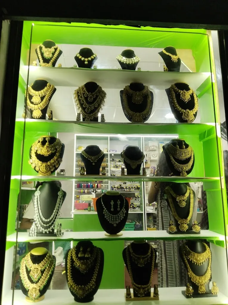 HDS PRINCESS ACCESSORIES