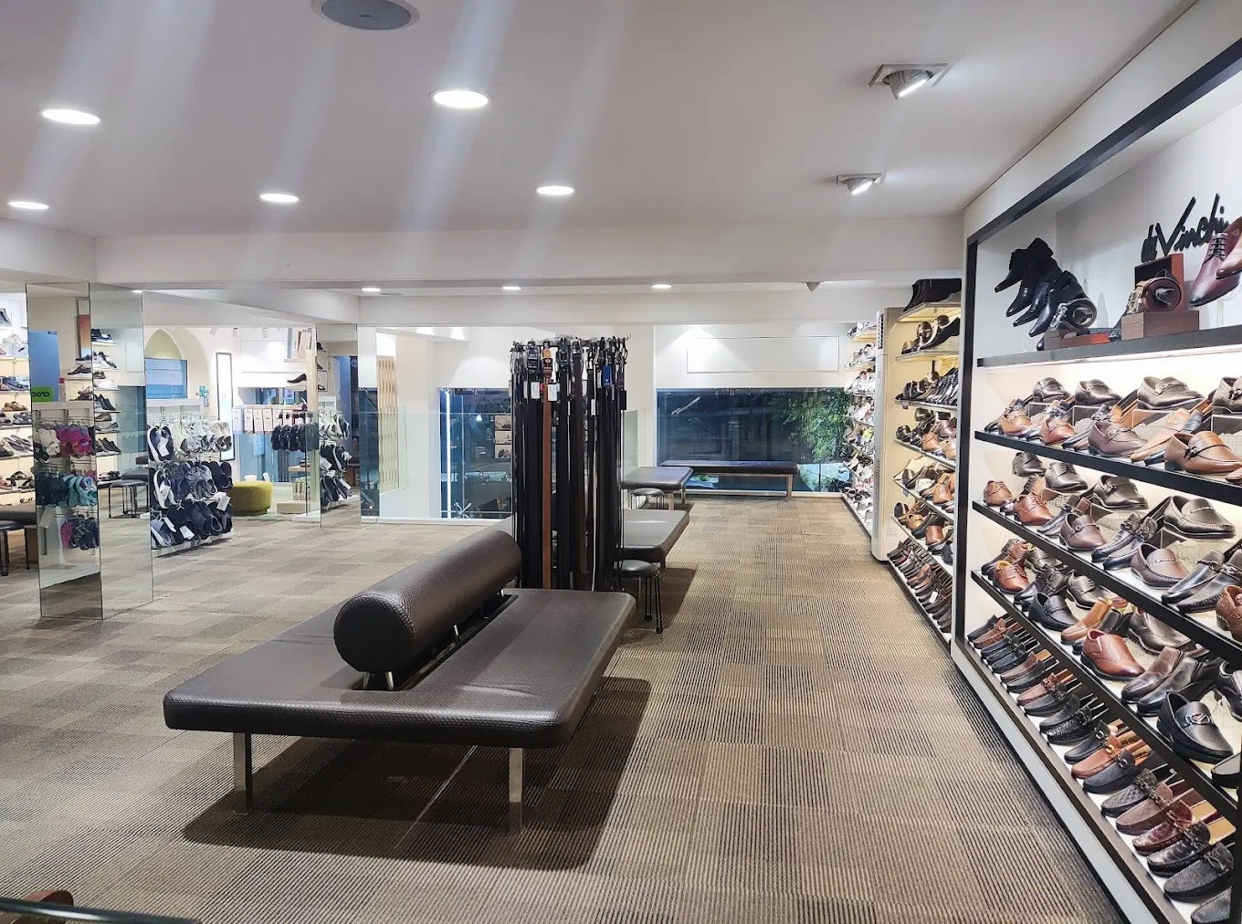 Metro Shoes