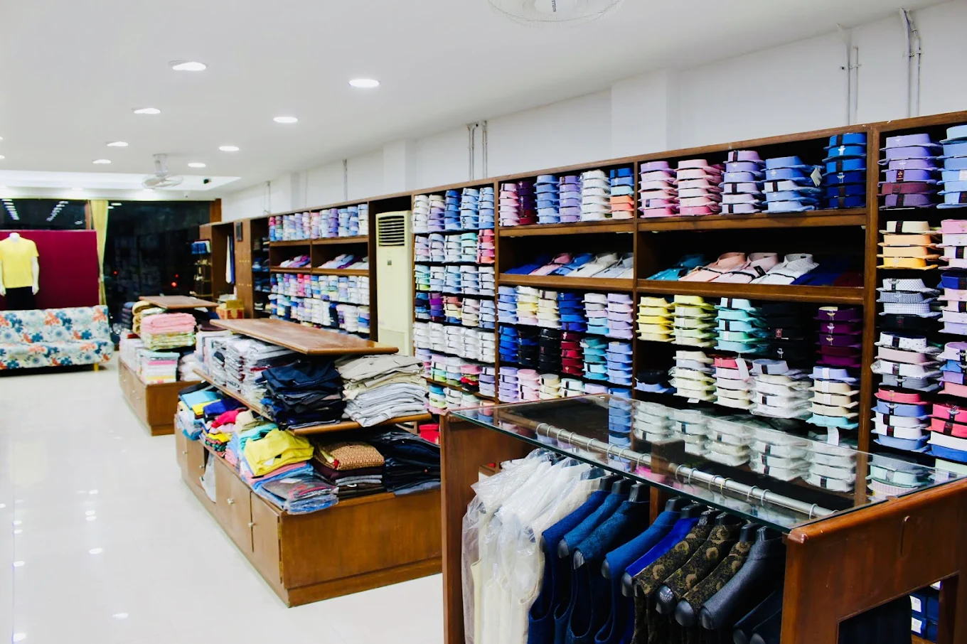 The Raymond shop
